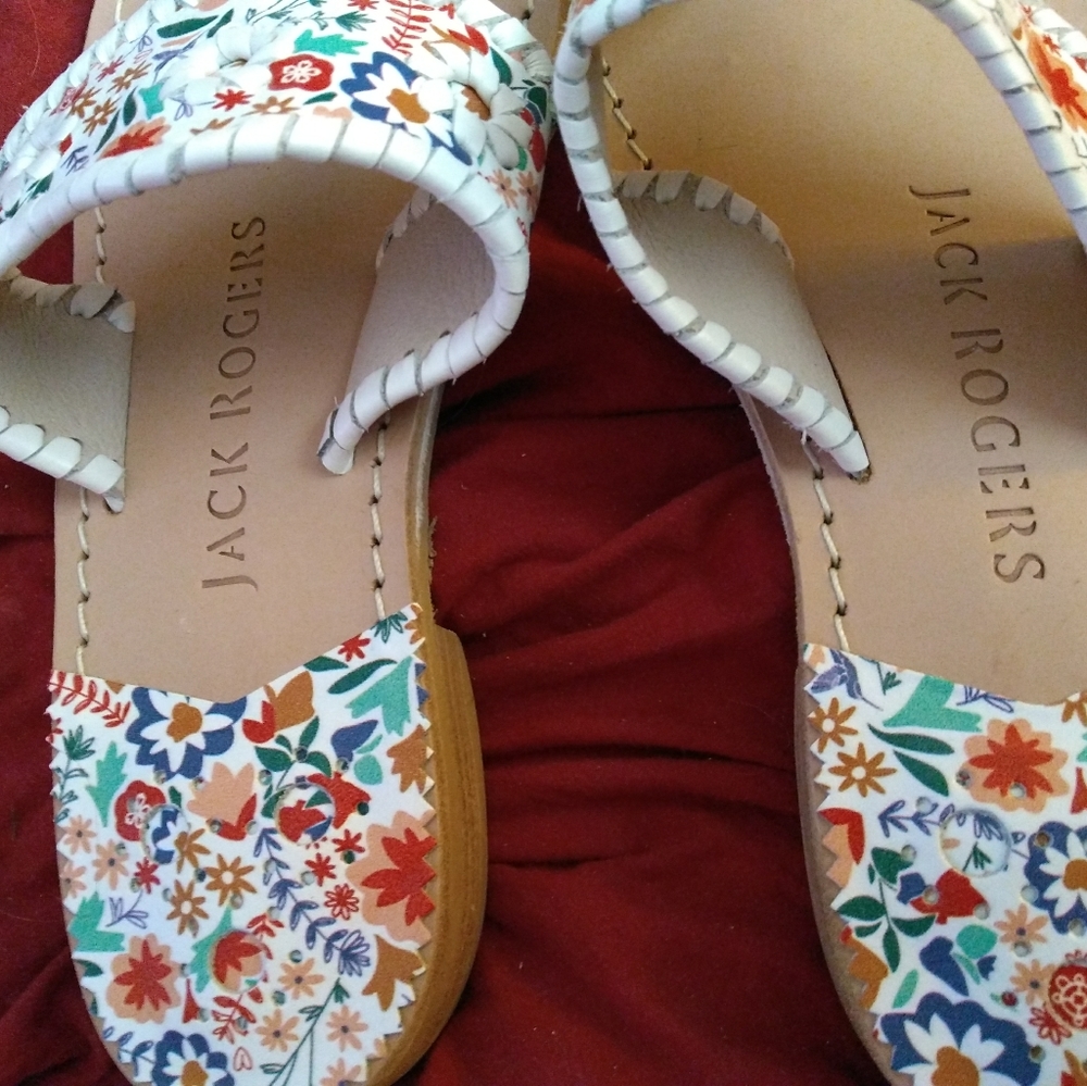 NEW Jack Rogers flowered sandals 6.5 - Picture 2 of 7
